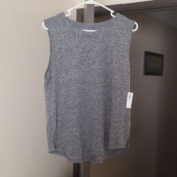 Old Navy Tops - Old Navy Crew Neck Tank Top